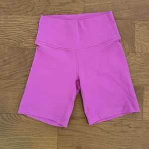 TNA Atmosphere 7” Biker Shorts - S - Berry Fizz